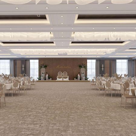 Ramada Plaza By Wyndham Batman Hotel ภายนอก รูปภาพ