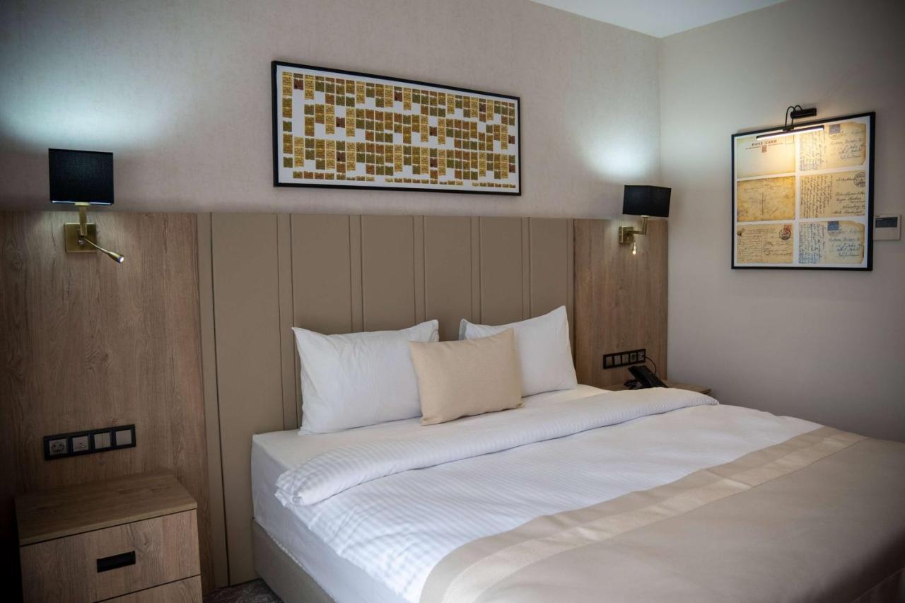 Ramada Plaza By Wyndham Batman Hotel ภายนอก รูปภาพ